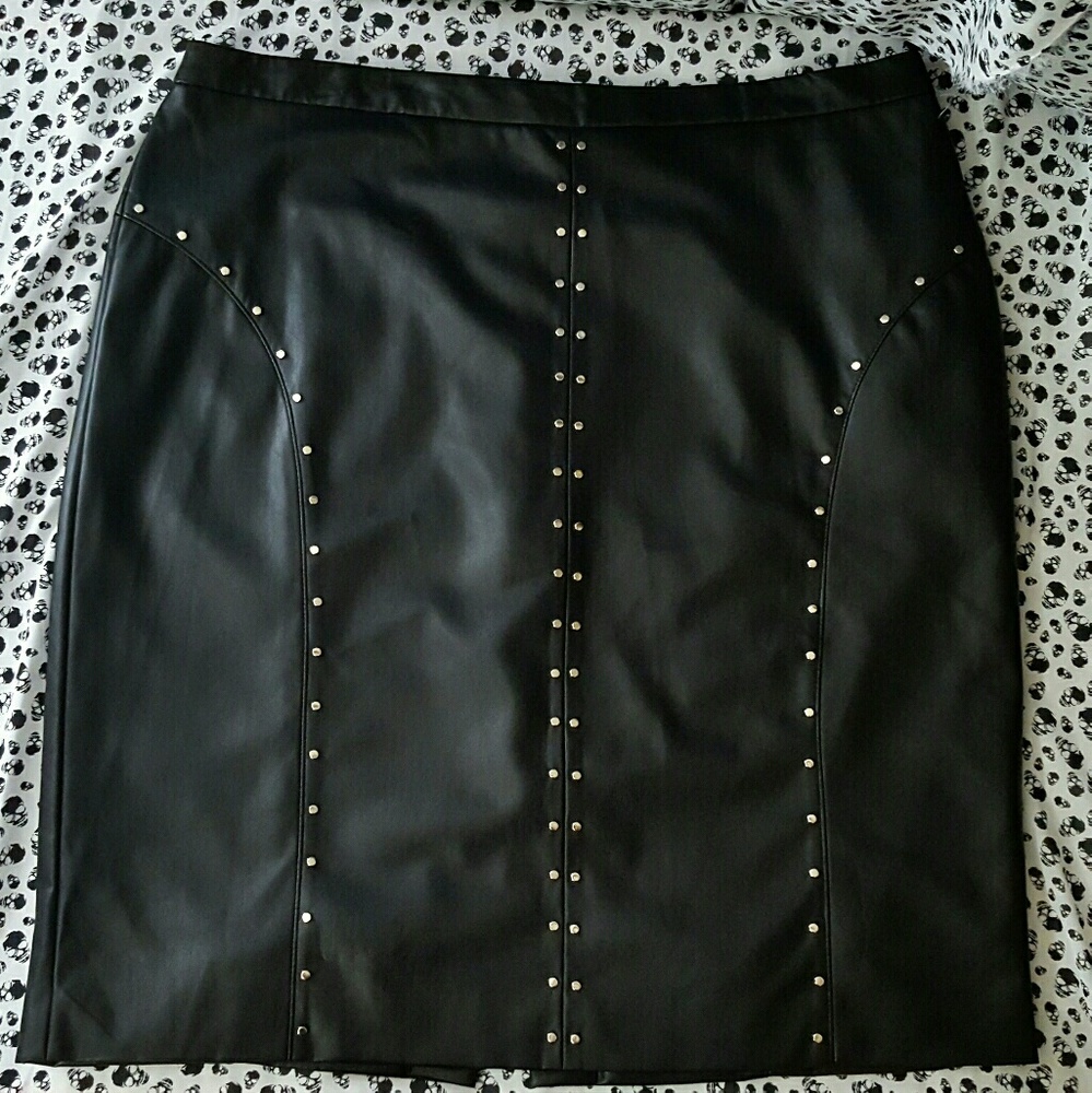 So chic faux leather...